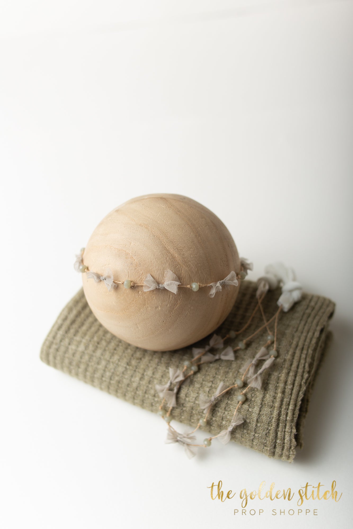 Soft Sage Rory Bow