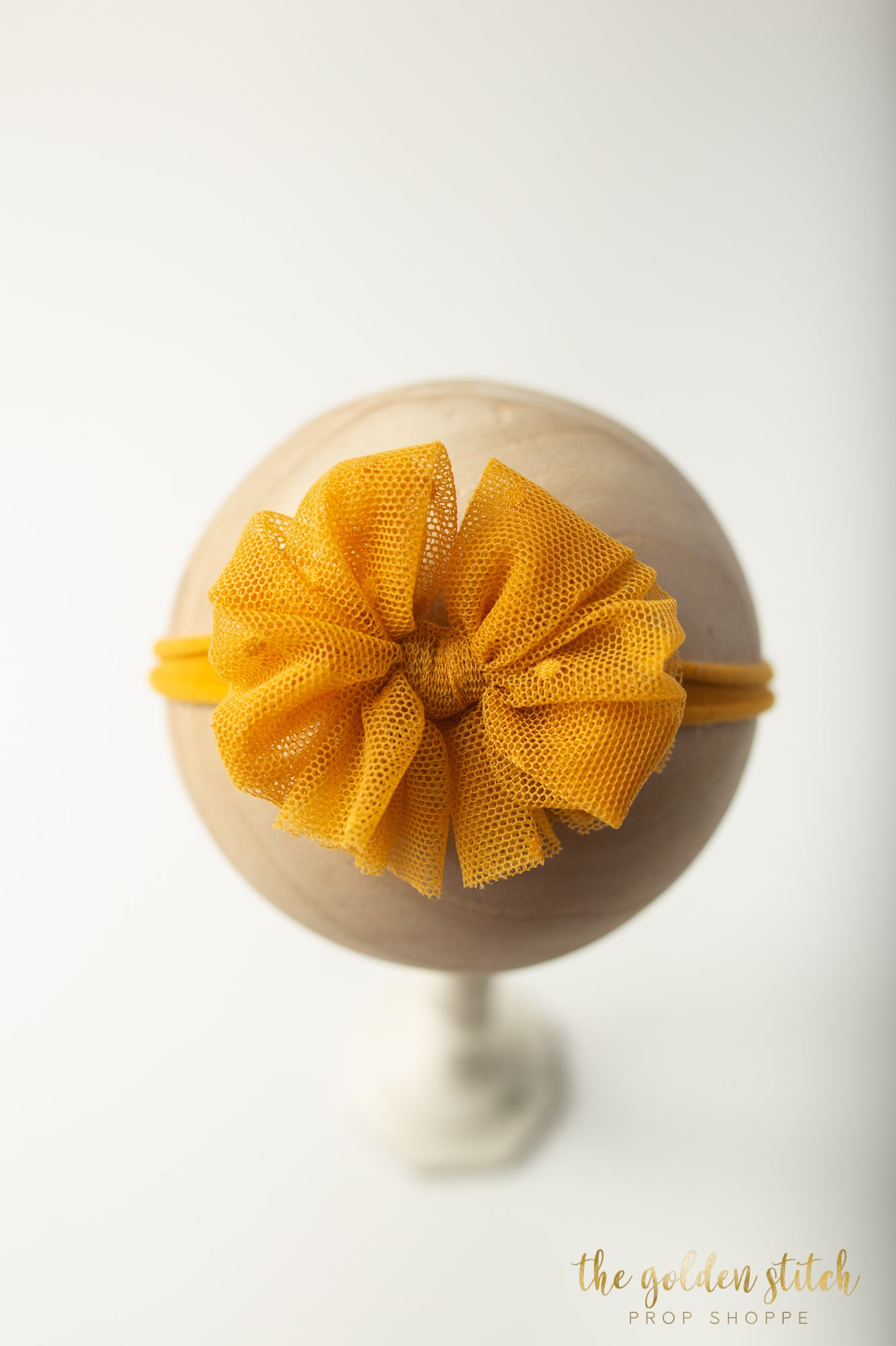 Golden Girl Deluxe Bow