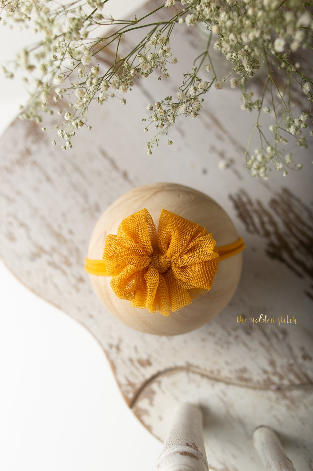 Golden Girl Deluxe Bow