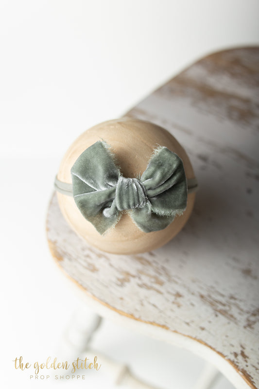 Sage Deluxe Velvet Bow