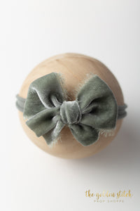 Sage Deluxe Velvet Bow
